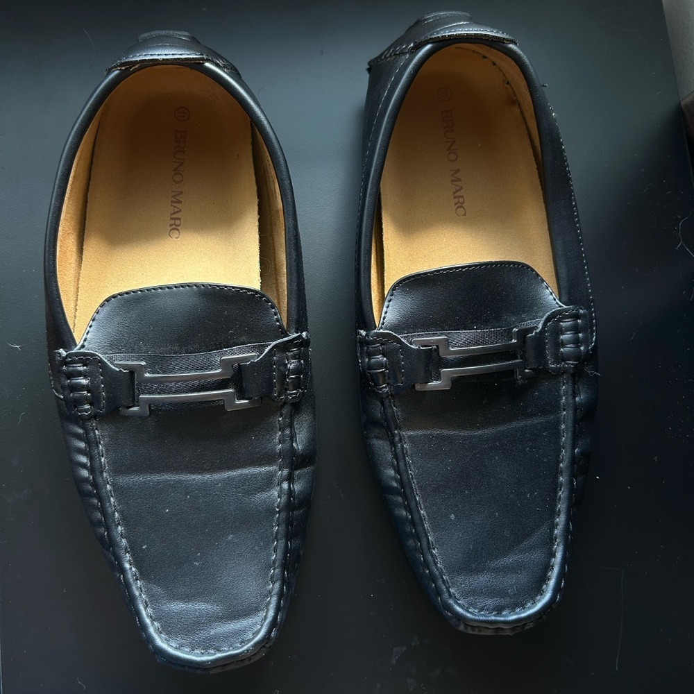 Bruno Marc Men's Classic Black Loafers